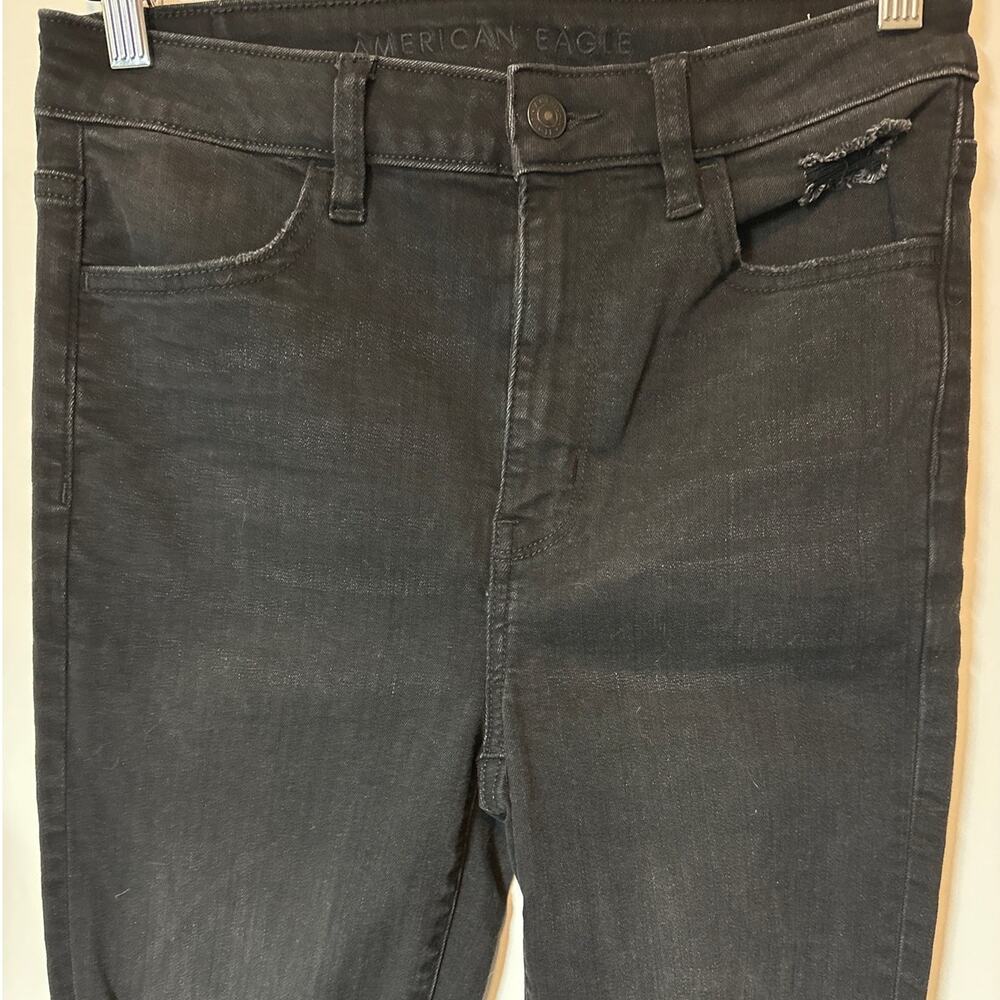 American Eagle Super High Rise Jegging Jeans Black Distressed Stretch Size 8 - Picture 2 of 11